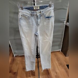 We The Free Light Wash Cropped Jeans
